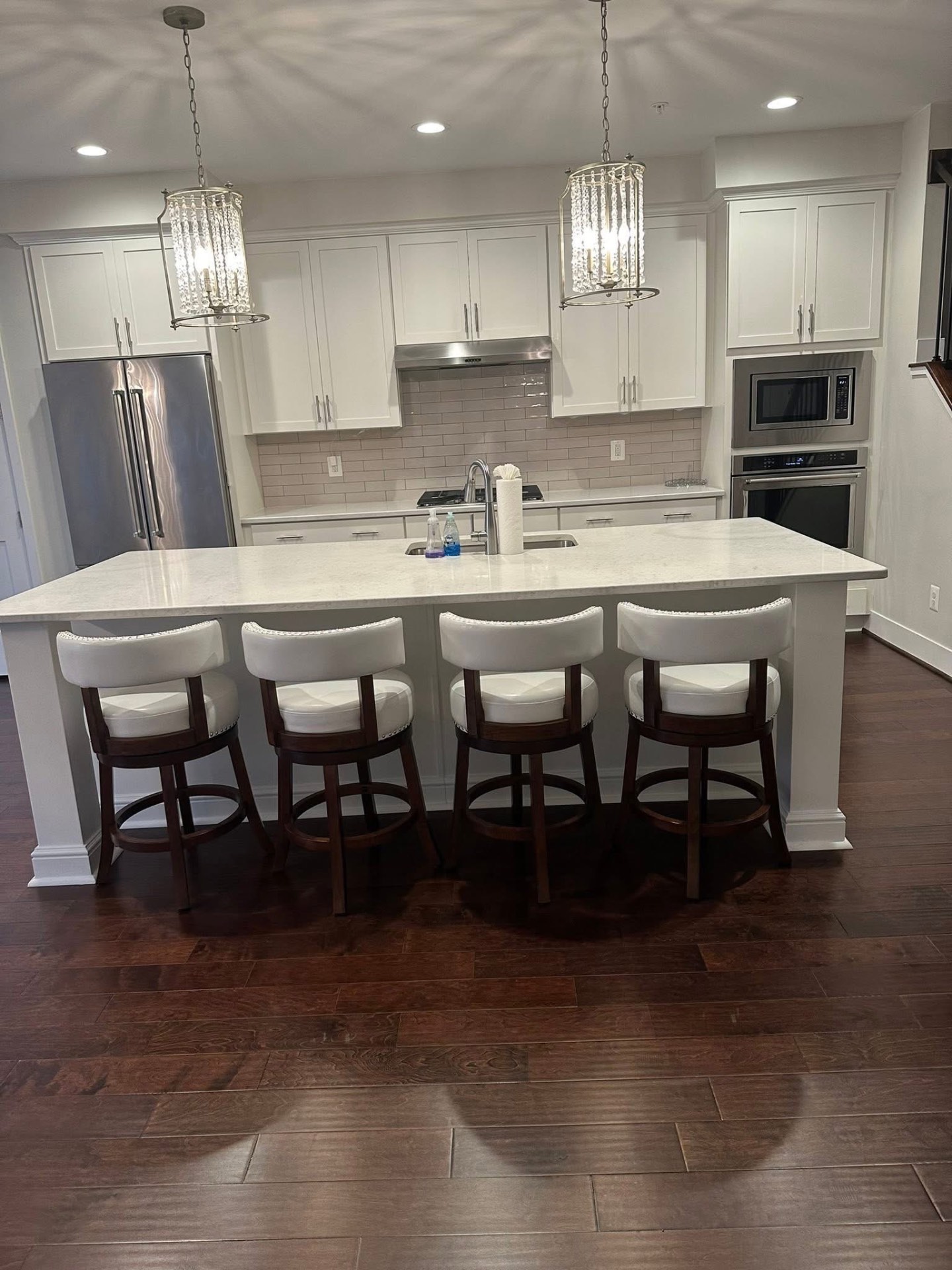 Illustrative photo of a clean modern kitchen
